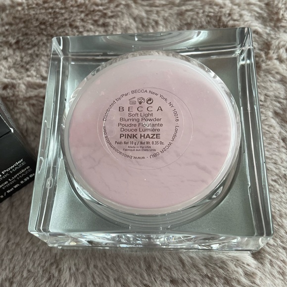 2 for $75 - BECCA - Soft Light Blurring Powder - Pink Haze - BNIB - Picture 3 of 5